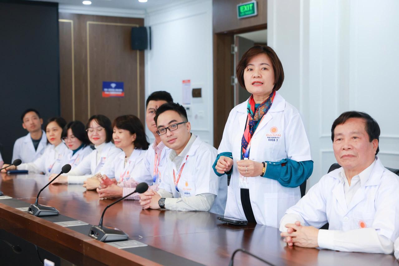 two-lecturers-from-dai-nam-universitys-faculty-of-medicine-honored-with-the-title-of-distinguished-physician-by-the-president-of-vietnam