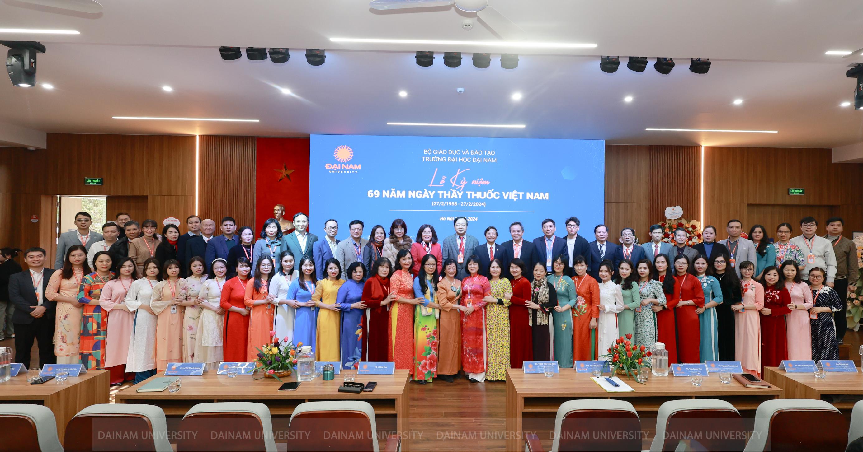 Kỷ niệm 69 năm ngày Thầy Thuốc Việt Nam: ĐH Đại Nam khẳng định ý chí, khát vọng đào tạo nguồn nhân lực chất lượng cao cho ngành Y tế 